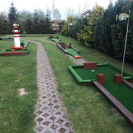 רבאל Domki Kapitanskie Z Prywatnym Polem Do Gry W Mini Golf מראה חיצוני תמונה